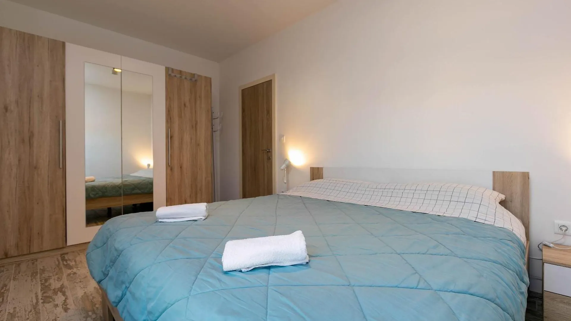 Sunset Bay Apartment With Pool In Medulin