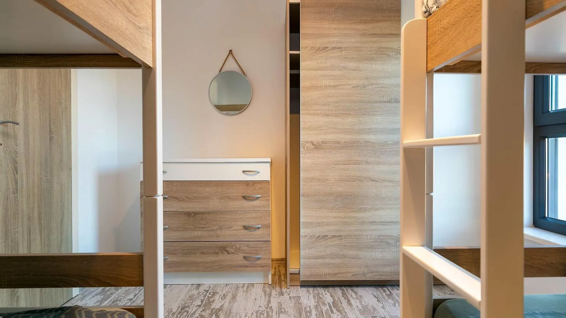 Sunset Bay Apartment With Pool In Medulin