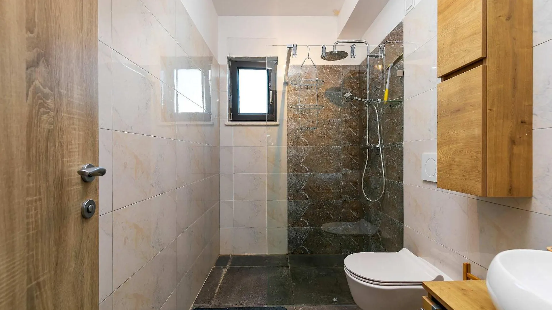 Sunset Bay Apartment With Pool In Medulin